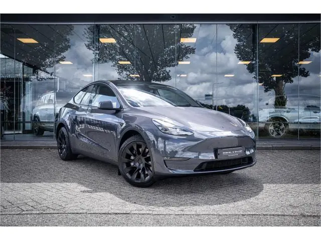 Tesla Model Y Long Range AWD 75 kWh ** 20inch ** Autopilot