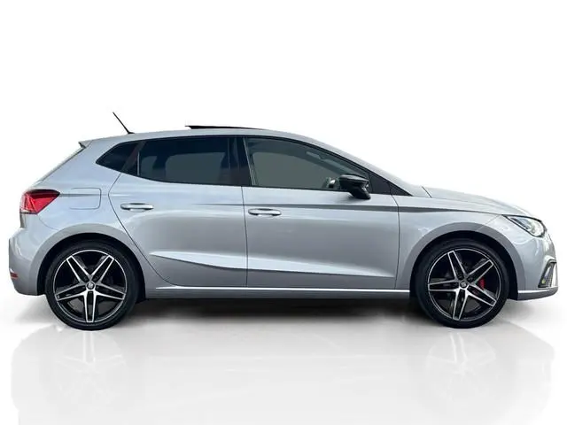 Seat Ibiza 1.0 TSI FR ✅ Pano ✅ LED ✅ Camera