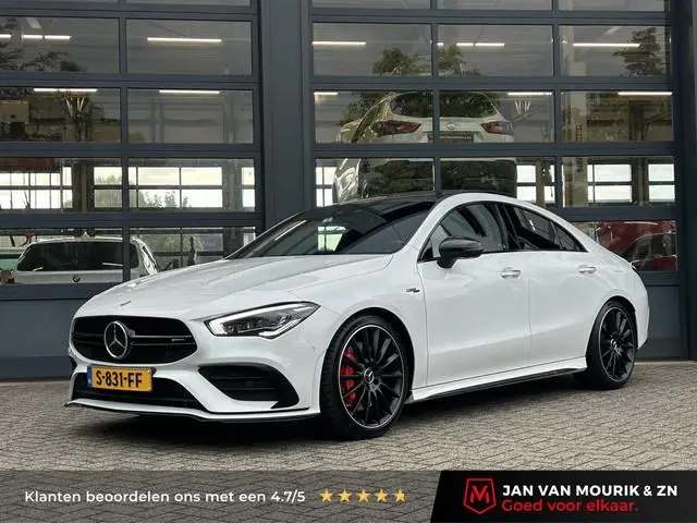 Mercedes-Benz CLA-klasse AMG 35 4MATIC Premium Plus | Panoramadak | MB Dealer onderhouden | Head-Up...