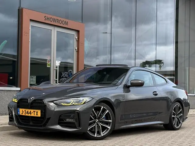 BMW 4-serie Coupé 430i High Executive M-Sport | Stoel / Stuur Verwarming | Harman/Kardon | Schuif/ka...