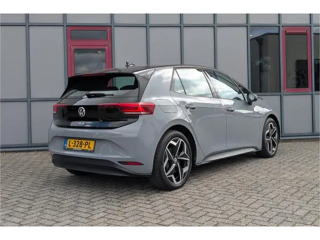 Volkswagen ID.3 Pure 45kWh SOH 91% Apple CarPlay / Android Auto