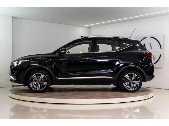 MG MG ZS EV Luxury 45 kWh 143PK | Panoramadak | Keyless | Elektr. Stoelen | VOL! Garantie