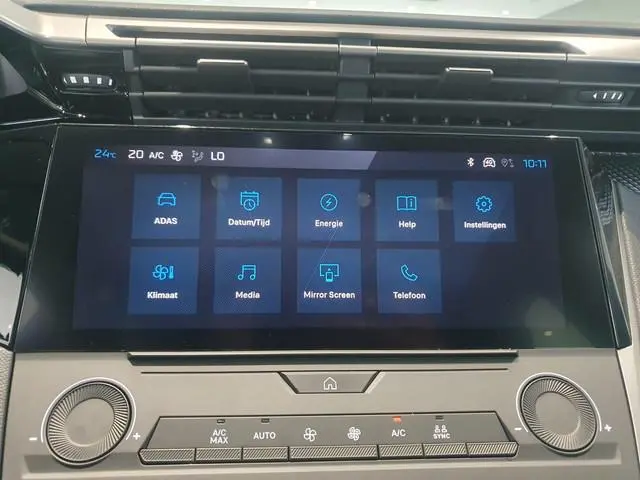 Peugeot e-308