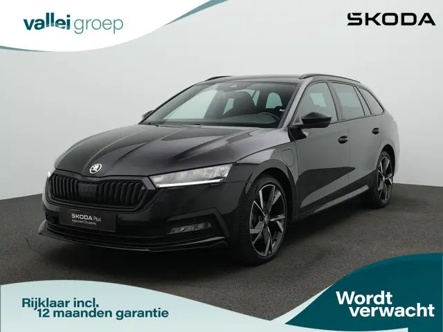 Skoda Octavia Combi 1.4 TSI iV 204 pk PHEV Sportline | Achteruitrijcamera | Stoelverwarming | Carpla...
