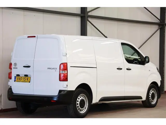Toyota PROACE Worker 2.0 D-4D L2H1 LANG