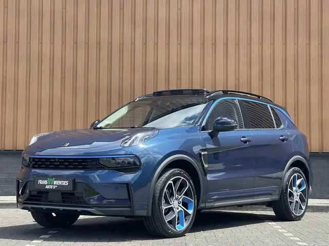 Lynk & Co 01 1.5 | Black Pakket Optioneel | 360° Camera | Panoramadak | Adaptive Cruise Control | Ke...