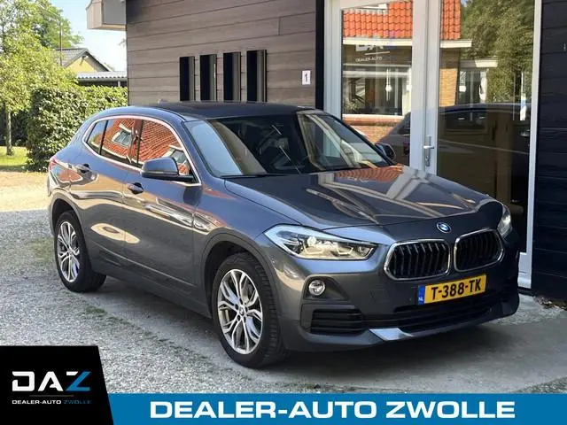 BMW X2 sDrive18i High Executive Edition Aut/Ecc/Leer/Navi/Pano