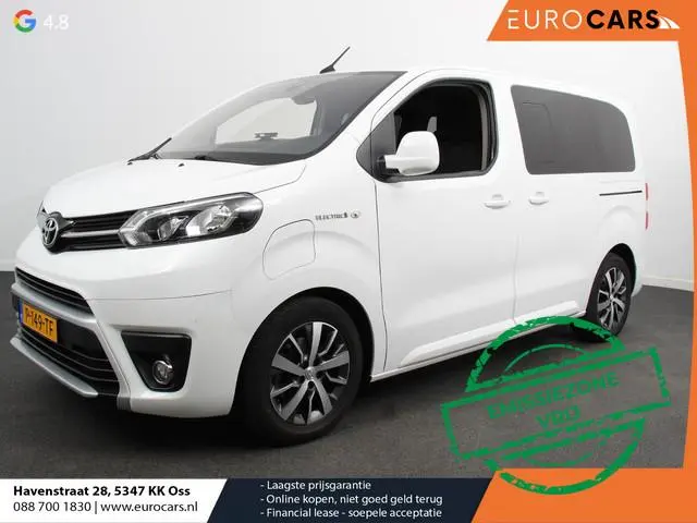 Toyota PROACE Electric Verso Luxury L2 8persoons PERSONENBUS 8p SOH 89% Navigatie Parkeersensoren Cr...