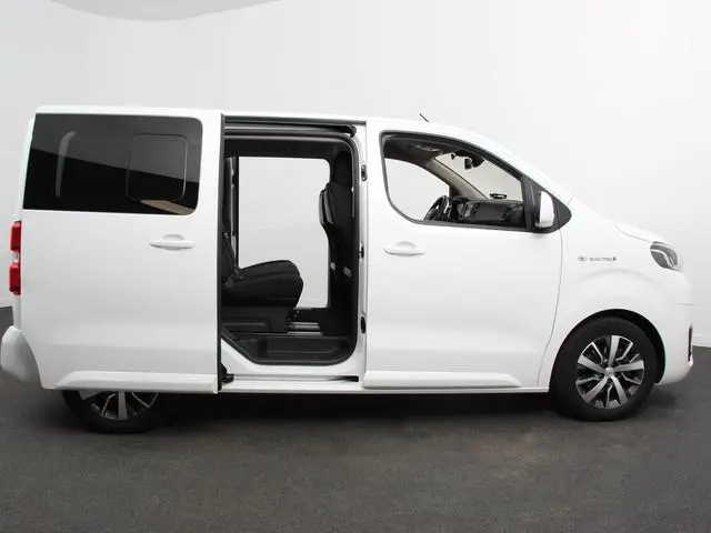 Toyota pro-ace