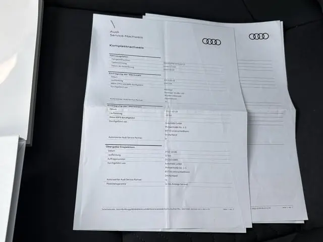 Audi e-tron GT e-tron GT VAN: 54.900,- VOOR 49.877,- UW HEFSTVOORDEEL: 5.023,- SOH 91% | 360˚ CAMERA...