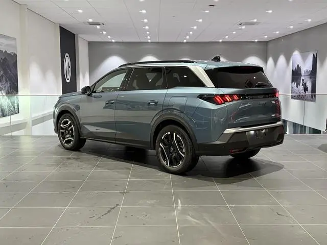 Peugeot 5008 1.6 Plug-in Hybrid 195 Allure 7p Automaat | 7-Zits | Climate Control | Full Map Navigat...