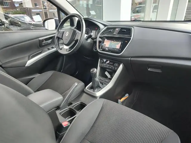 Suzuki S-Cross