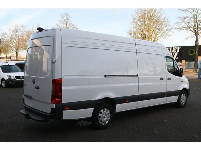 Mercedes-Benz eSprinter 314/414 L3H2 450 km Reikwijdte WLTP Pro 113kWh DC laden 115 kW, 270 graden a...