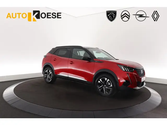 Peugeot 2008 PureTech 130 GT | Camera | Dodehoekdetectie | Navigatie | Parkeersensoren | Stoelverwar...
