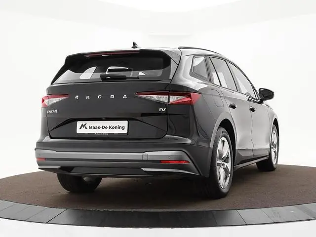 Skoda Enyaq 50 Selection  150pk · SOH 92,9% · Apple/Android Car Play · Camera · Navigatie · Cruise C...