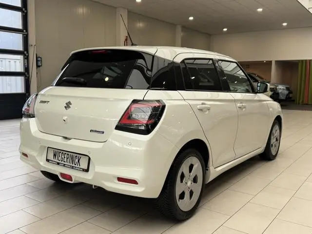Suzuki Swift 1.2 Select SmartHybide [ CAMERA I NAVI IADAPTIEVE CRUISE ]