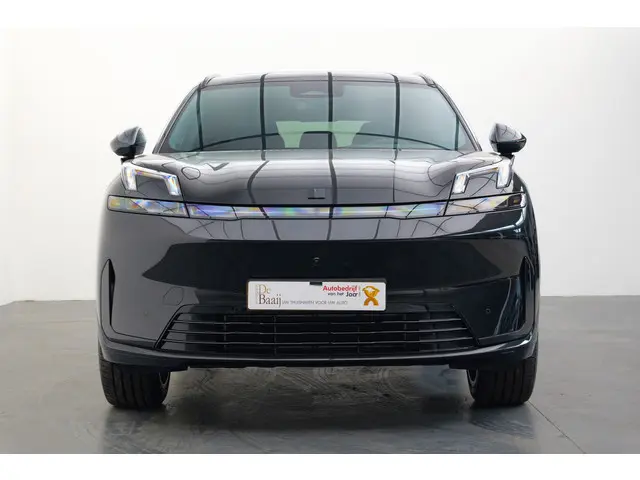Lynk & Co 08