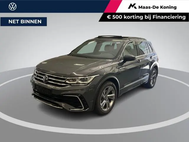 Volkswagen Tiguan 1.4 TSI 245pk DSG eHybrid R-Line Business+ · Panoramadak · Camera · IQ.Light · App...