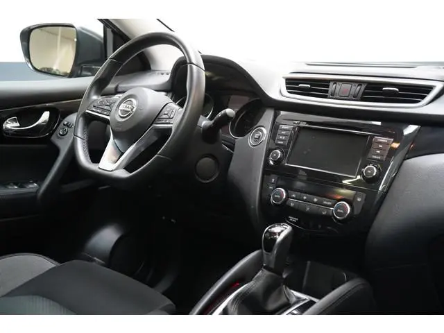 Nissan Qashqai 1.3 DIG-T N-Connecta | 360 camera | Stoelverwarming | Panoramadak | Keyless | Navigat...