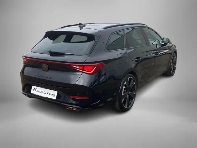 CUPRA Leon Sportstourer 1.4e-Hybrid 180kW/245PK VZ DSG · Navigatie · Camera + Parkeersensoren · Lede...