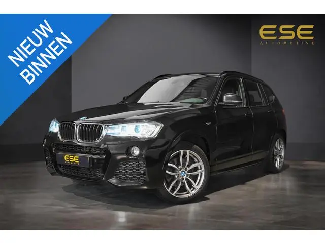 BMW X3 xDrive20i M-Sport | Panorama | Trekhaak | Leder | Navigatie