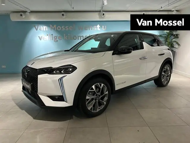 DS 3 E-Tense Esprit De Voyage 54 kWh PACK DRIVE 1 | LEDER | STOELVERWARMING | CAM