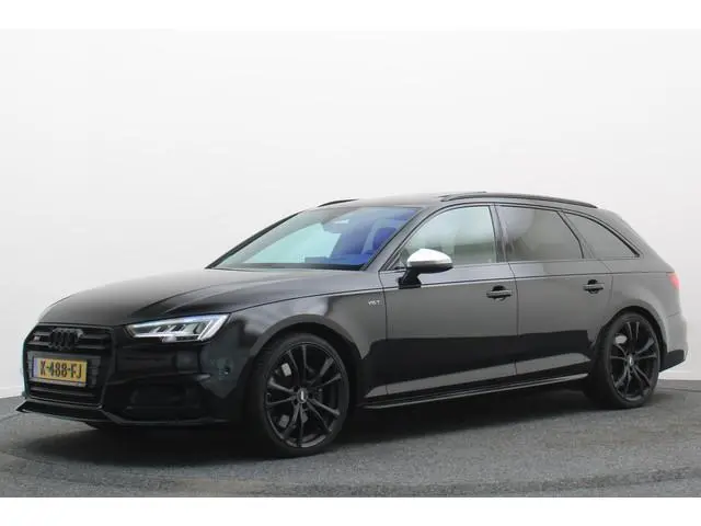 Audi S4