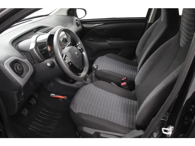 Peugeot 108 1.0 e-VTi Active  Airco Bluetooth Led 5 deurs