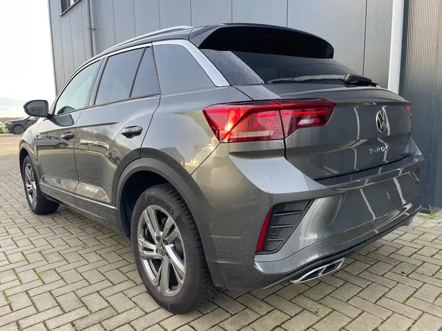 Volkswagen T-Roc 1.5 TSI R-Line DSG-aut. R-LINE / Trekhaak afn. / Camera / Stoelverw. / IQ Light / F...