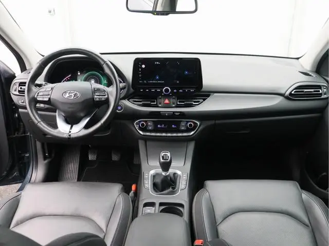 Hyundai i30 Wagon 1.5 T-GDi MHEV Premium/ lage km/ trekhaak afneembaar!