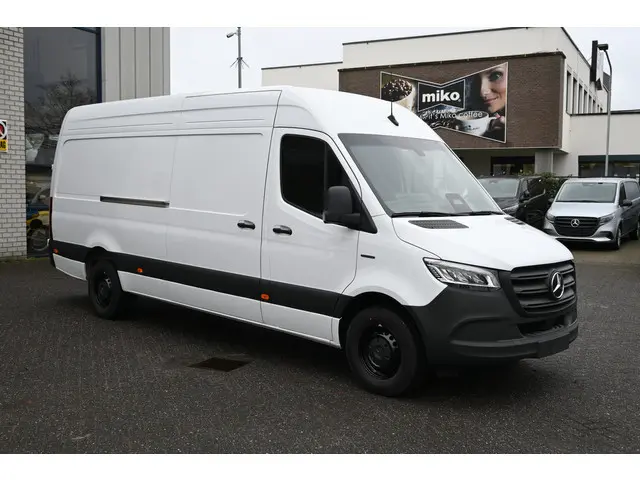 Mercedes-Benz eSprinter 320 L3H2 Pro 81kWh LED, DC-opladen 115kW, Smartphone integratiepakket, Opsta...