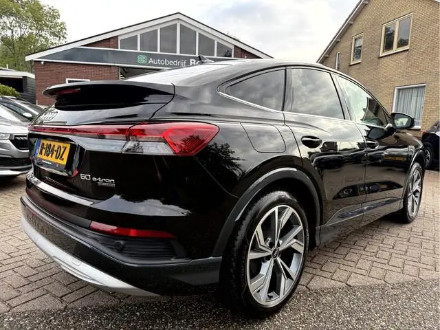 Audi Q4 Sportback e-tron 50 quattro 300pk Advanced edition 77 kWh SOH 91.9%, Camera, 20''Lmv, Trekha...