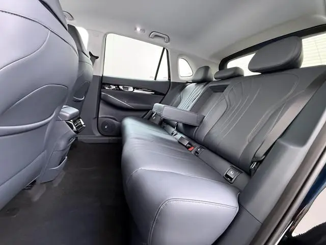 Geely E5