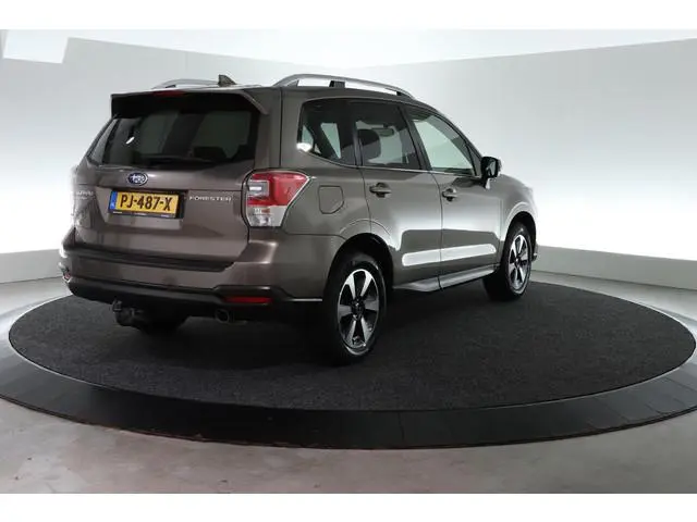 Subaru Forester 2.0 Premium |  AFN. TREKHAAK | SCHUIF-KANTEL |