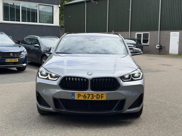 BMW X2 xDrive25e M SPORT Business Edition Plus VAN: 31.900,- VOOR: 29.330,- UW WKVOORDEEL: 2.570,- |...