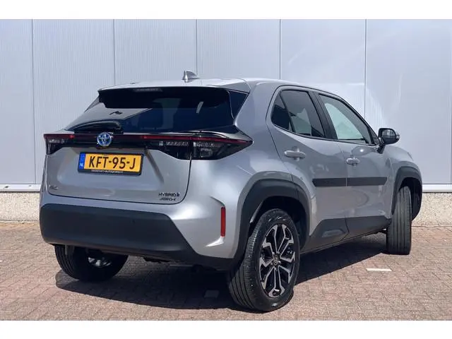 Toyota Yaris Cross 1.5 Hybrid Dynamic AWD  | Camera | Stoelverwarming |