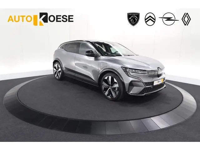 Renault Megane E-Tech EV40 Boost Charge Techno | SOH 95,5% | Camera | Apple Carplay | Parkeersensore...