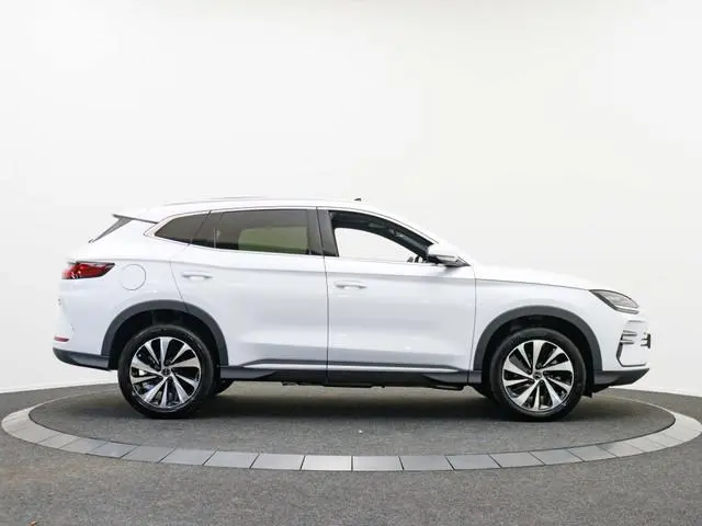 BYD SEAL U
