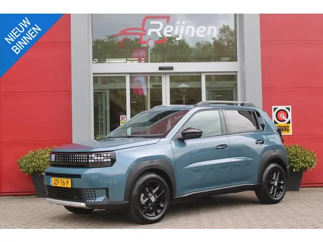 Fiat Grande Panda 1.2 Hybrid 110PK AUTOMAAT ICON | PACK STYLE: 16" LICHTMETALEN VELGEN HOOGGLANS ZWA...