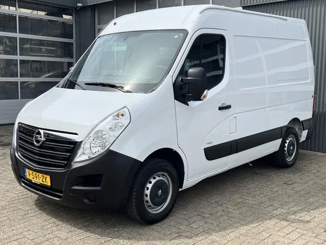 Opel Movano 2.3 CDTI BiTurbo L1H2 Airco Cruise controle Kastinrichting Parkeersensoren achter Achter...