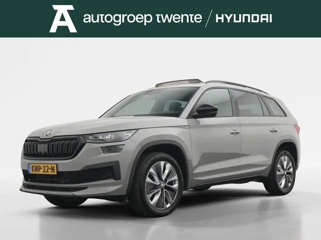 Skoda Kodiaq 1.5 TSI Sportline 7 pers. | Panoramadak | Stoelverwarming | Camera |