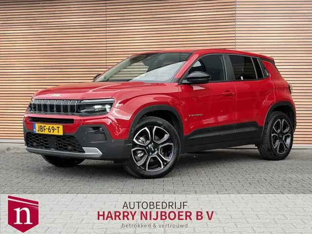 Jeep Avenger 1.2 e-Hybrid Summit
