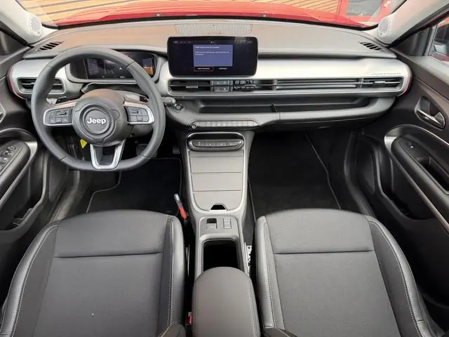 Jeep Avenger 1.2 e-Hybrid Summit