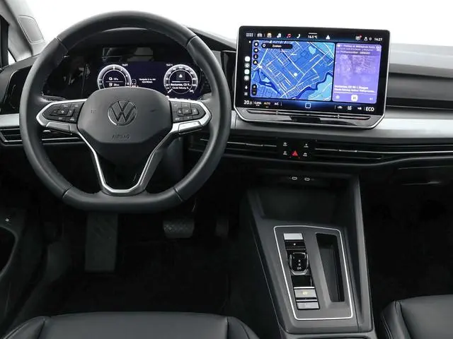 Volkswagen Golf 1.5 204pk DSG eHybrid Life Edition · Camera · Apple/Android Car Play · Leder Interie...
