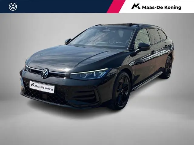 Volkswagen Passat Variant 1.5eHybrid 200kW/272PK R-Line Black Style DSG · Panoramadak · Navigatie ·...