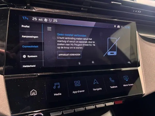 Peugeot e-308