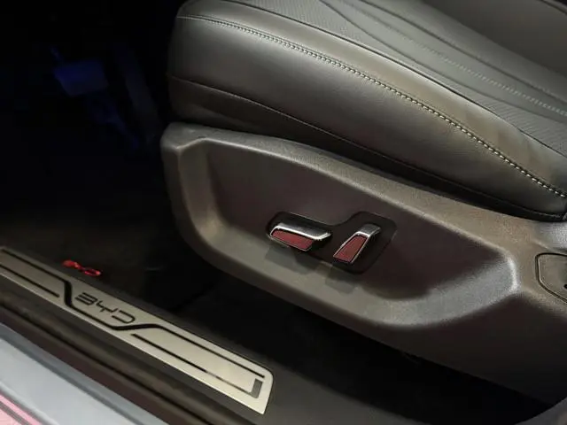 BYD SEAL U