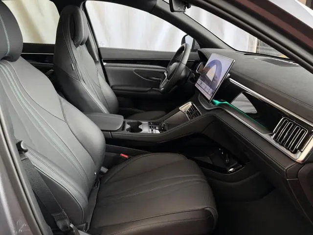 BYD SEAL U