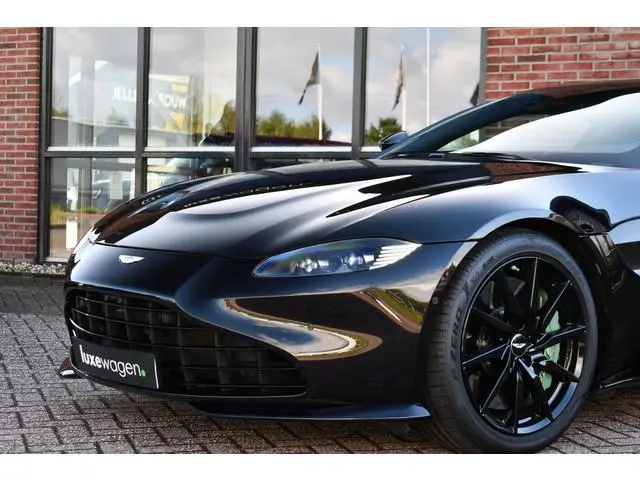 Aston Martin V8 Vantage
