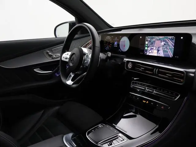 Mercedes-Benz EQC 400 4MATIC 408 PK AMG LINE 97% SOH + 21 INCH | SCHUIFDAK | HEAD-UP | TREKHAAK | 36...